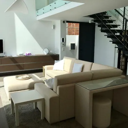 Villa Alynes *